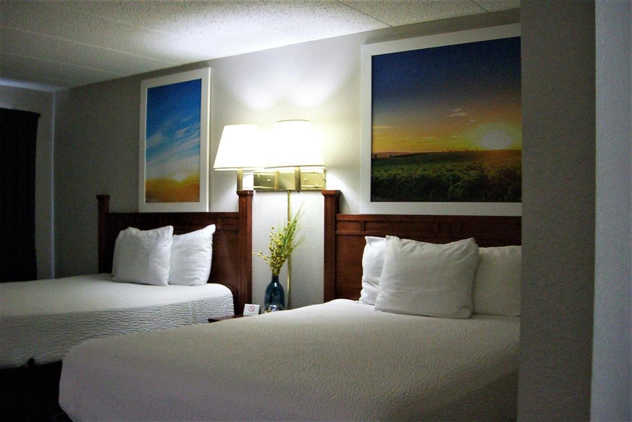 Days Inn By Wyndham Pierre Buitenkant foto